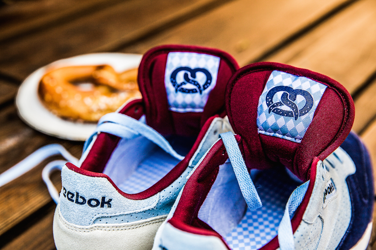 Reebok_Classic-Leather_Oktoberfest_V66829_04.jpg