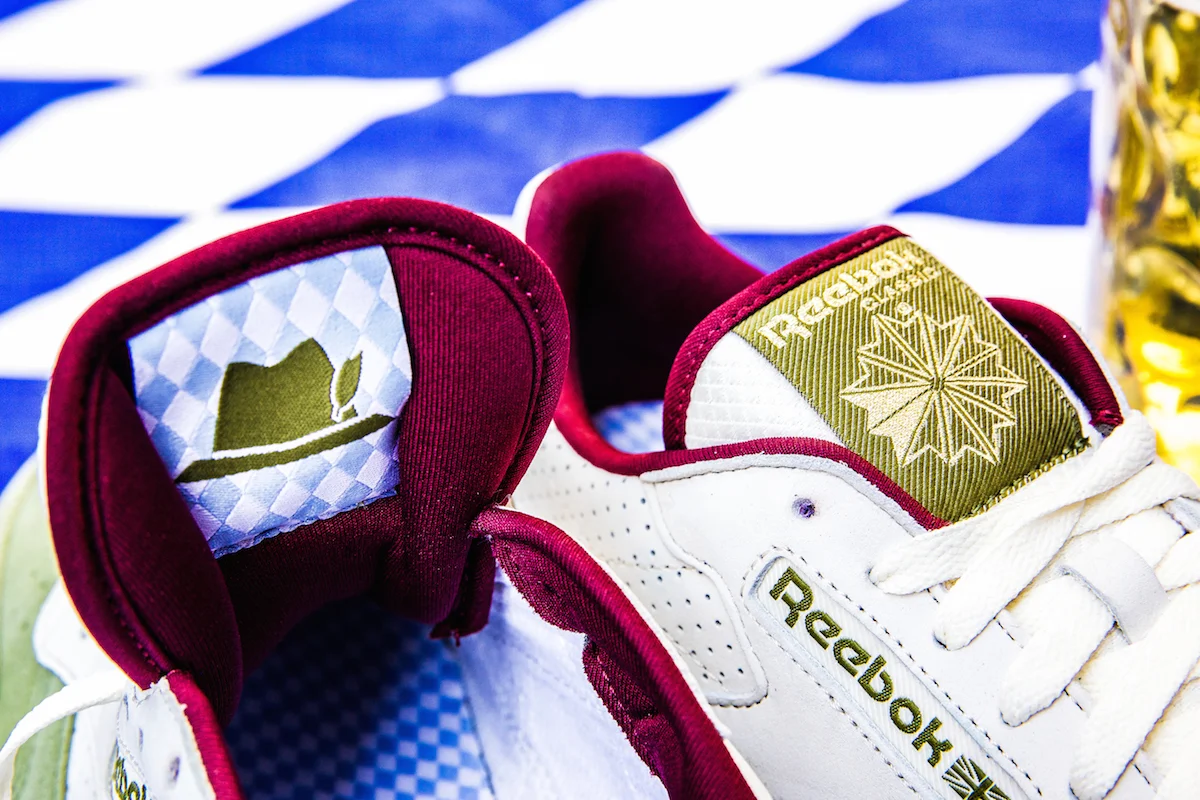 Reebok_Classic-Leather_Oktoberfest_V66830_02.jpg
