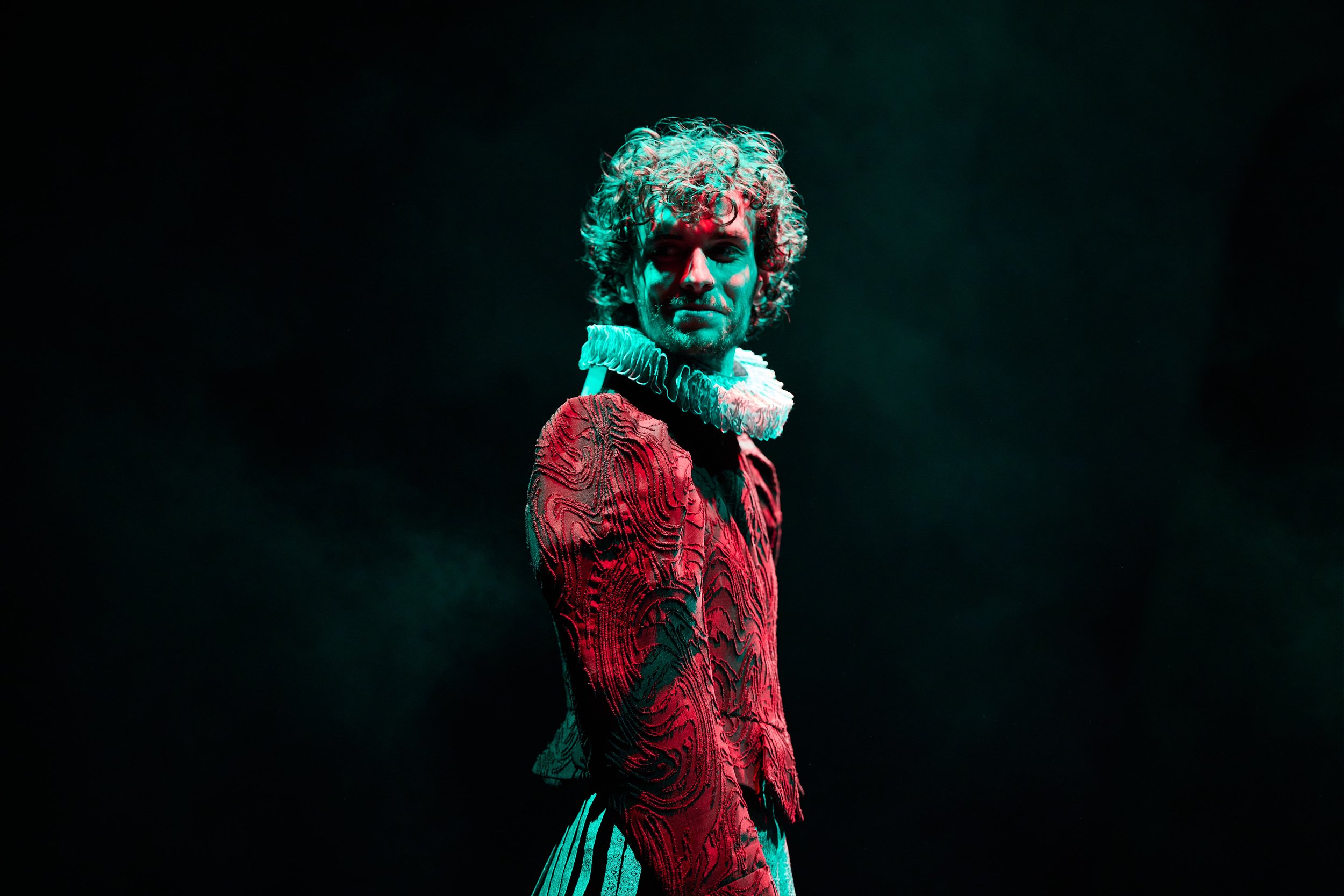 Edward19_DeNadaDance_EdwardII_Photoby_DavidLindsay.jpg