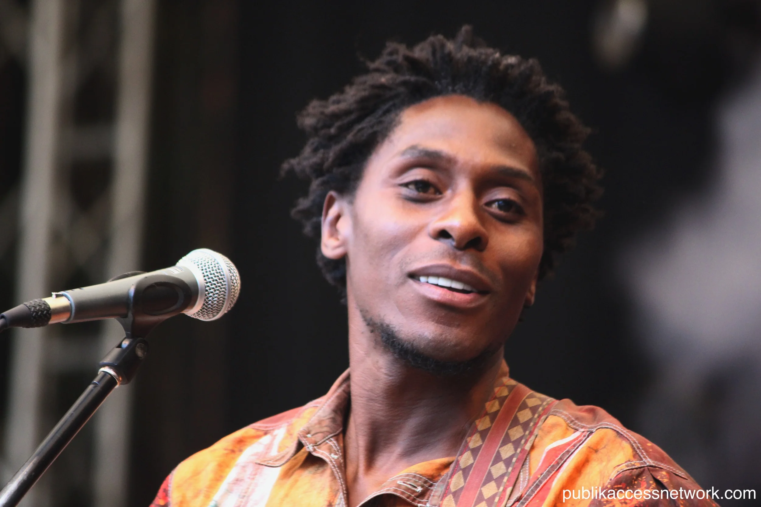 Victor Kunonga performing at the Main Stage