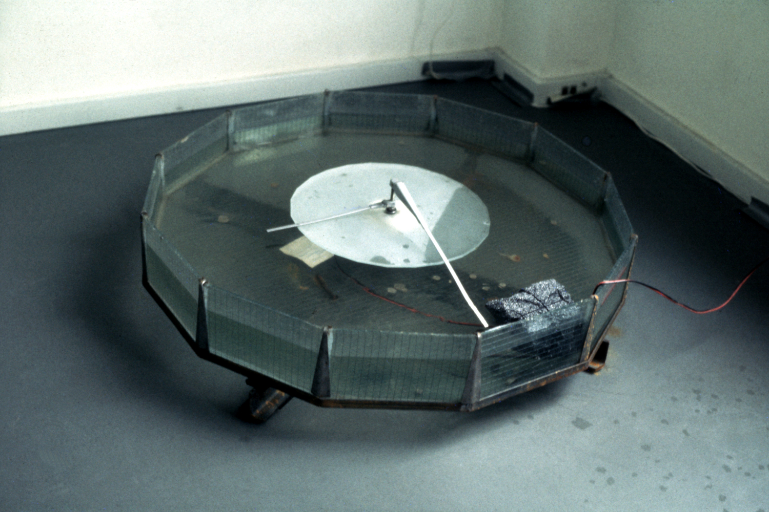clock-for-passing-time-huebner-1.jpg