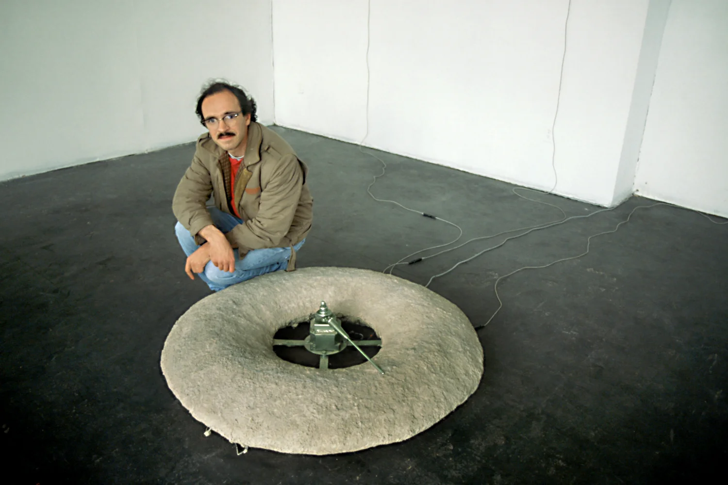 may-circle-be-unbroken-installation-huebner-8.jpg