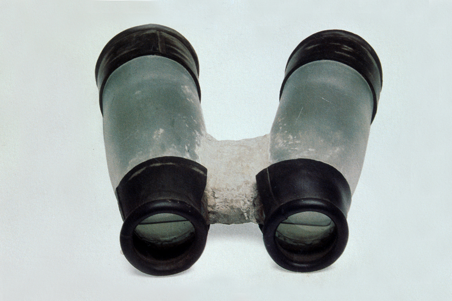 oostende-water-binoculars-huebner-1.jpg