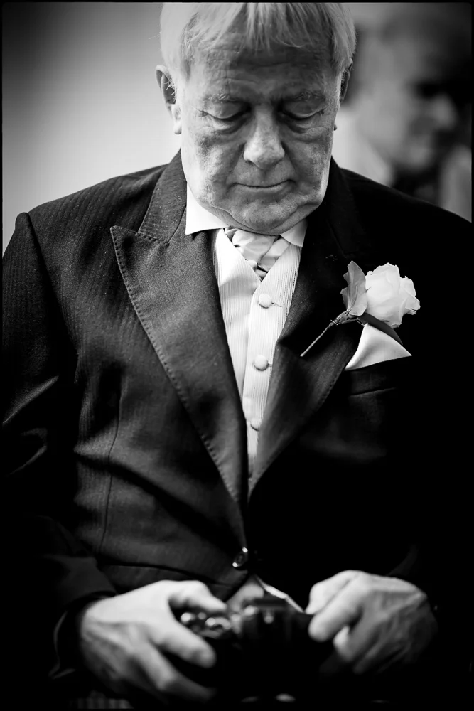 wedding photography at Blenheim Palace. Liz & Oli's Oxfordshire wedding.