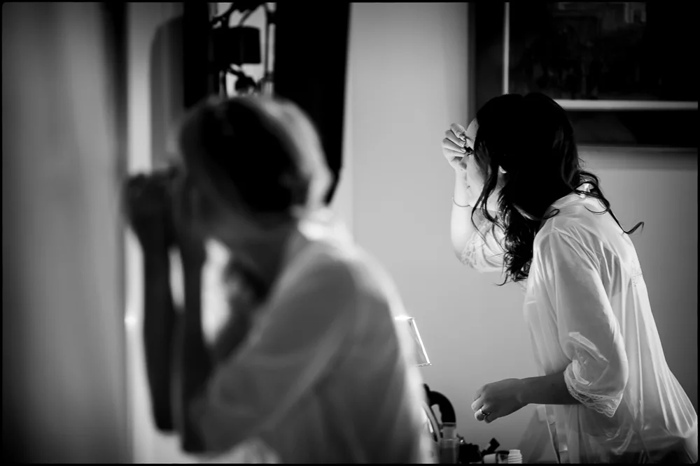 Hollie & Mitchell. Wrag Barn, Wiltshire Wedding photography