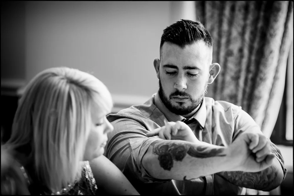 Hollie & Mitchell. Wrag Barn, Wedding photographer Wiltshire
