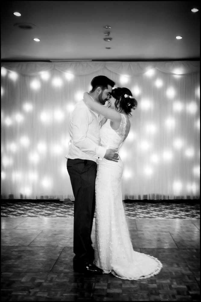 Hollie & Mitchell. Wrag Barn, Wedding photography Wiltshire