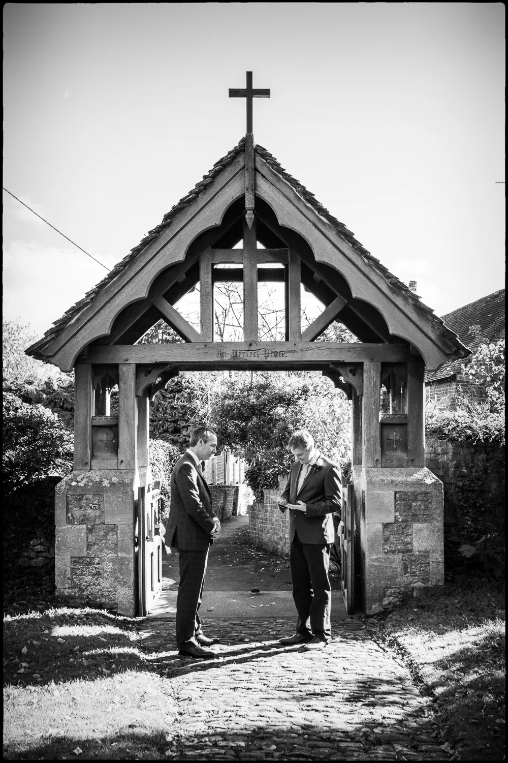 Jane & Mark. Oxfordshire wedding photography.