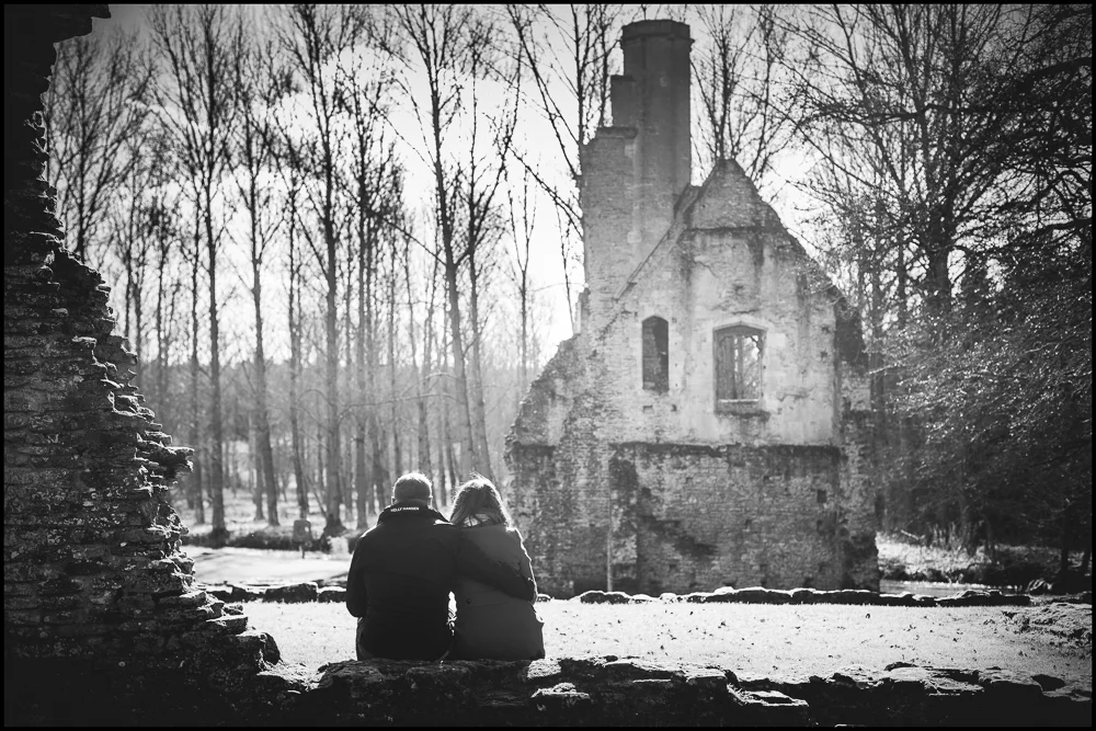 Jess & Matt, Minster Lovell Ruins engagement shoot.