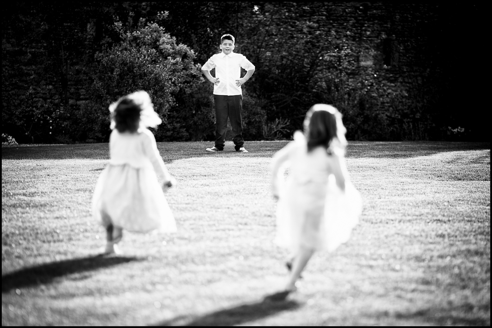 Claire & David. Wedding photographer, Caswell House , Oxfordshire.
