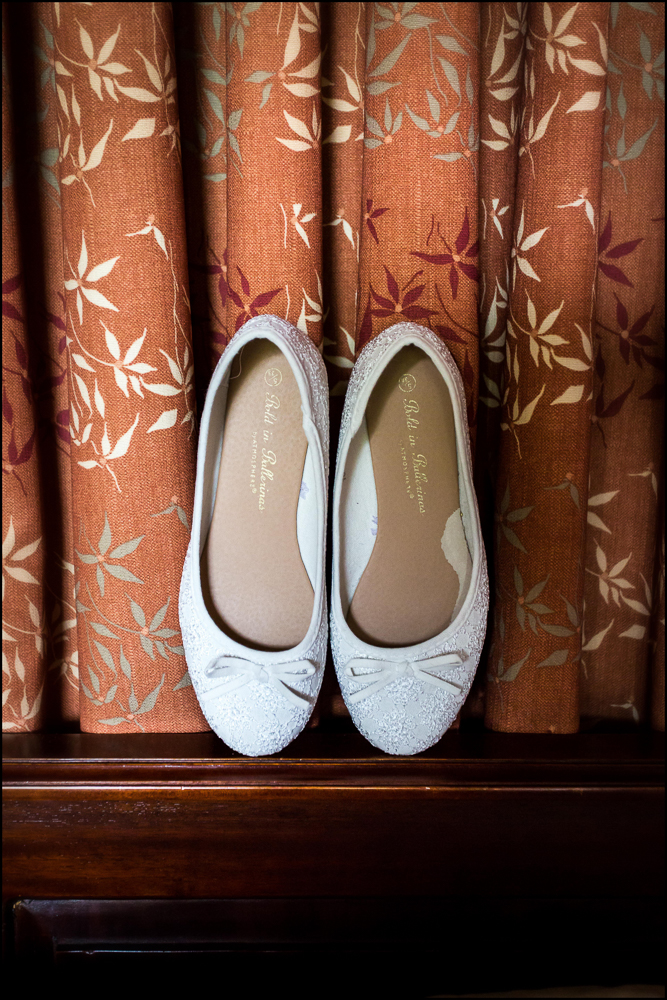 Rebecca & Alan's Cosener's House wedding photography.