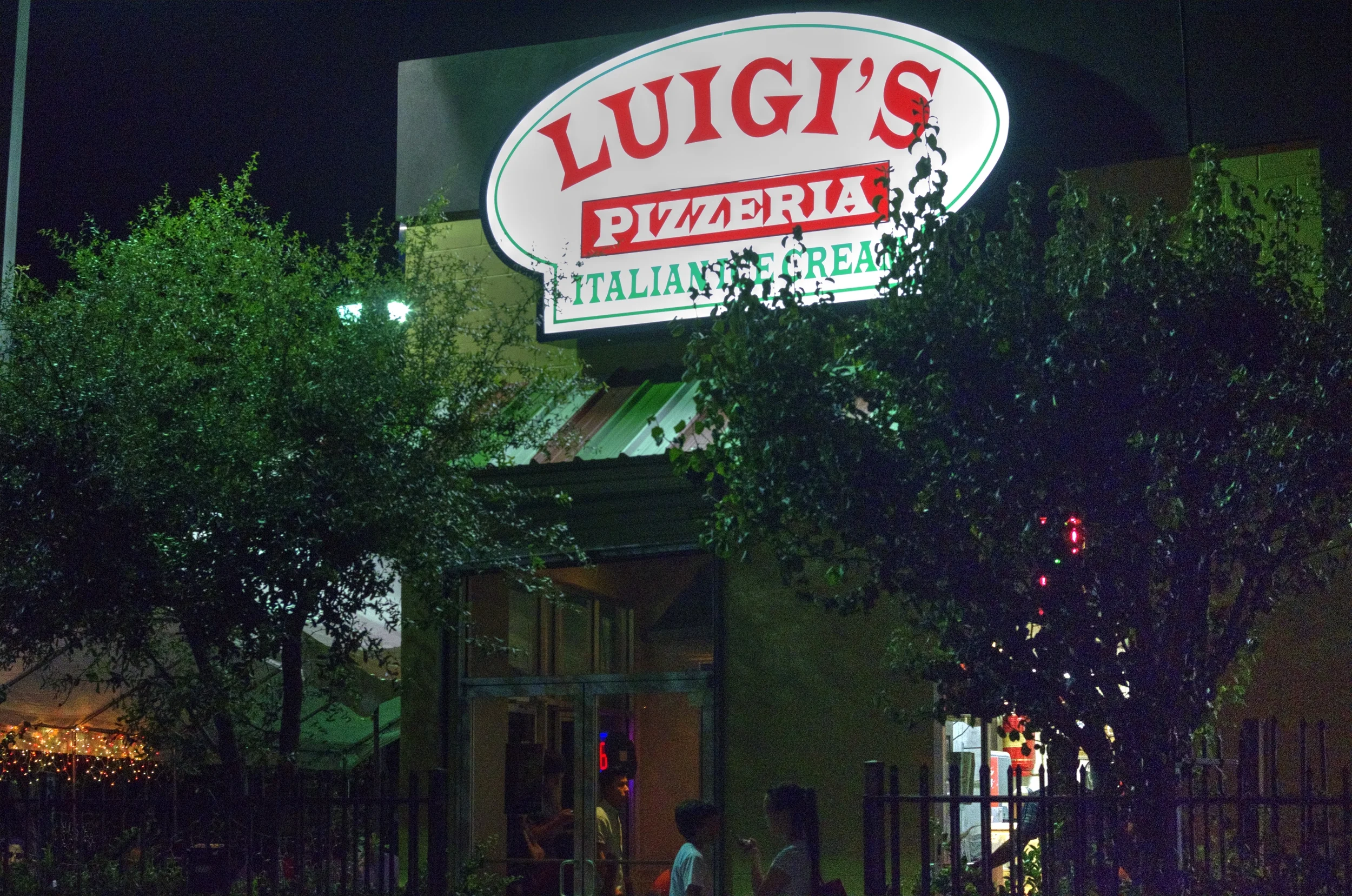 Luigi's Pizza (Midtown)