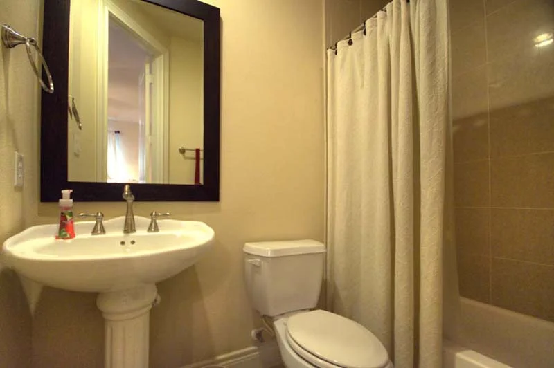 bath2.jpg