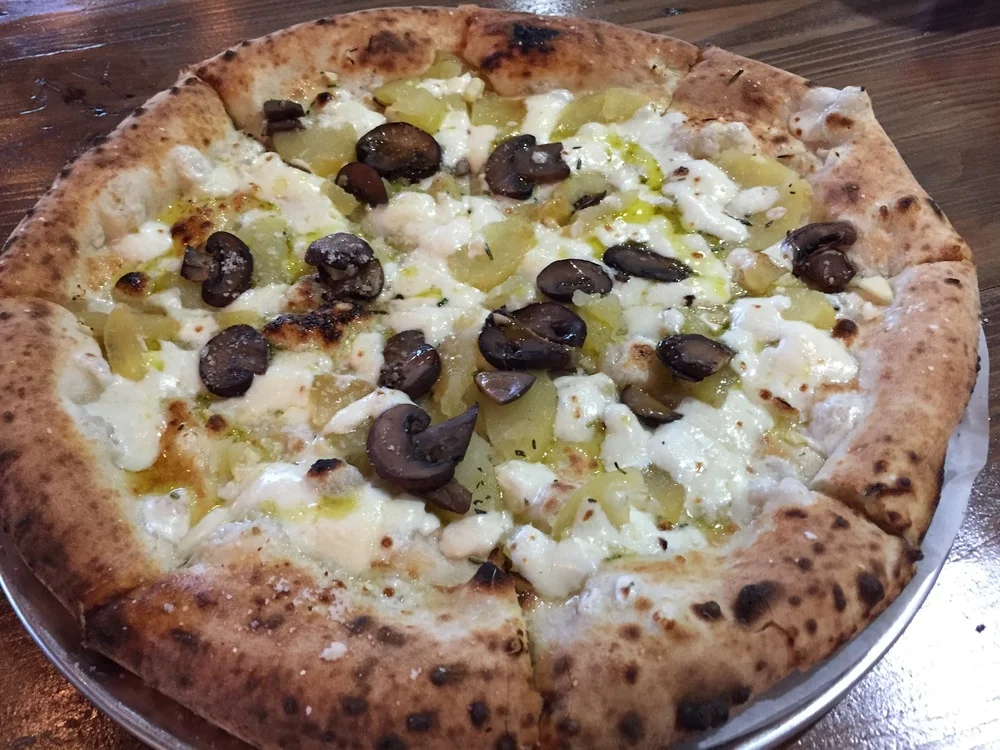 Pizaro's Pizza (Montrose)