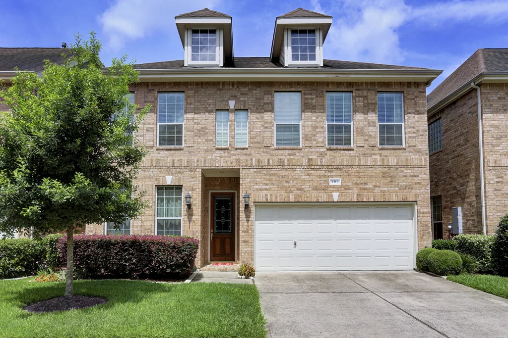 1311 E Park at Shady Villa (Spring Branch), $399,900!