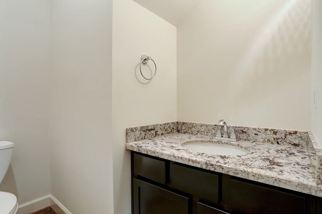 Hutchins 2212 IMG 09.jpg