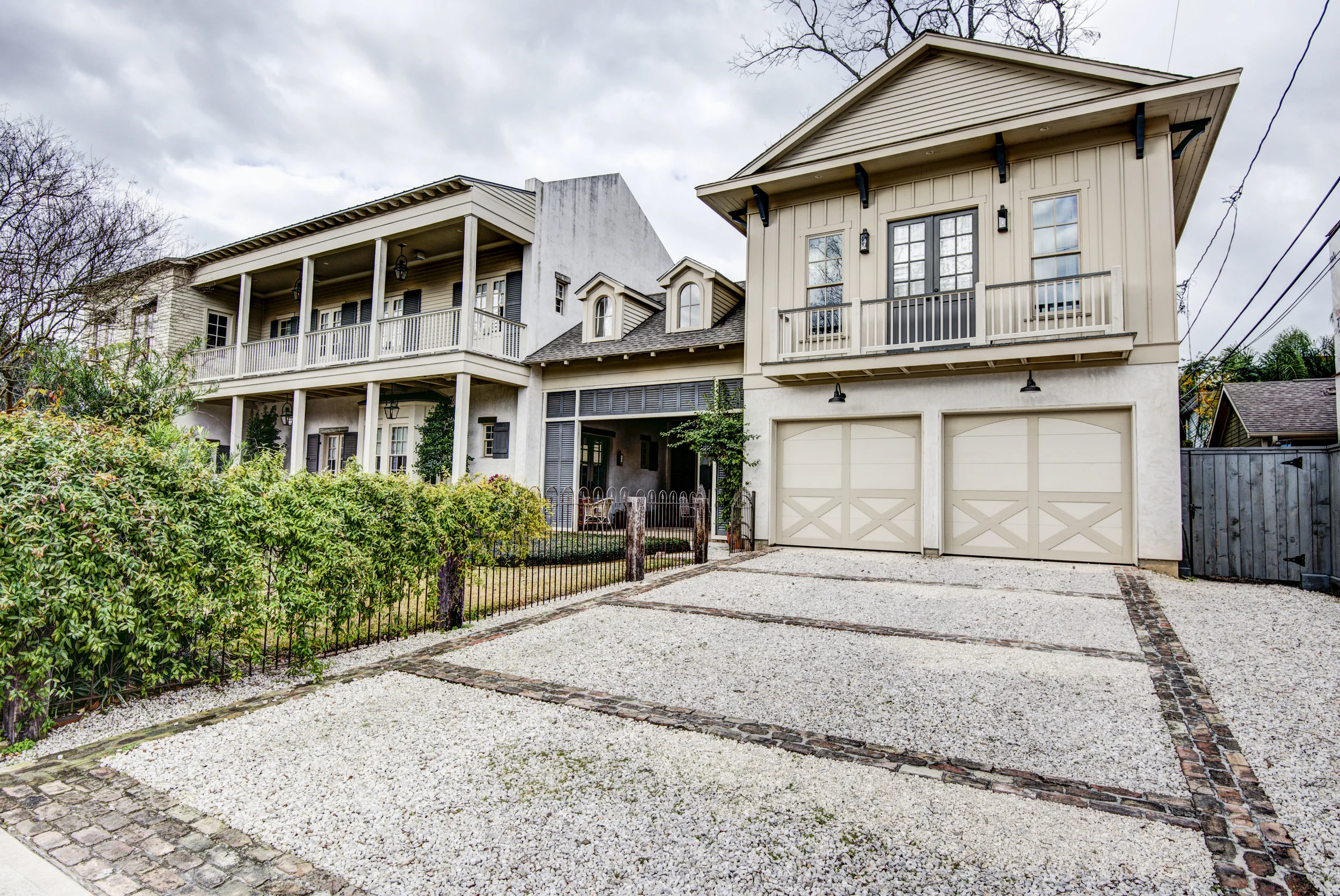 exterior3.jpg