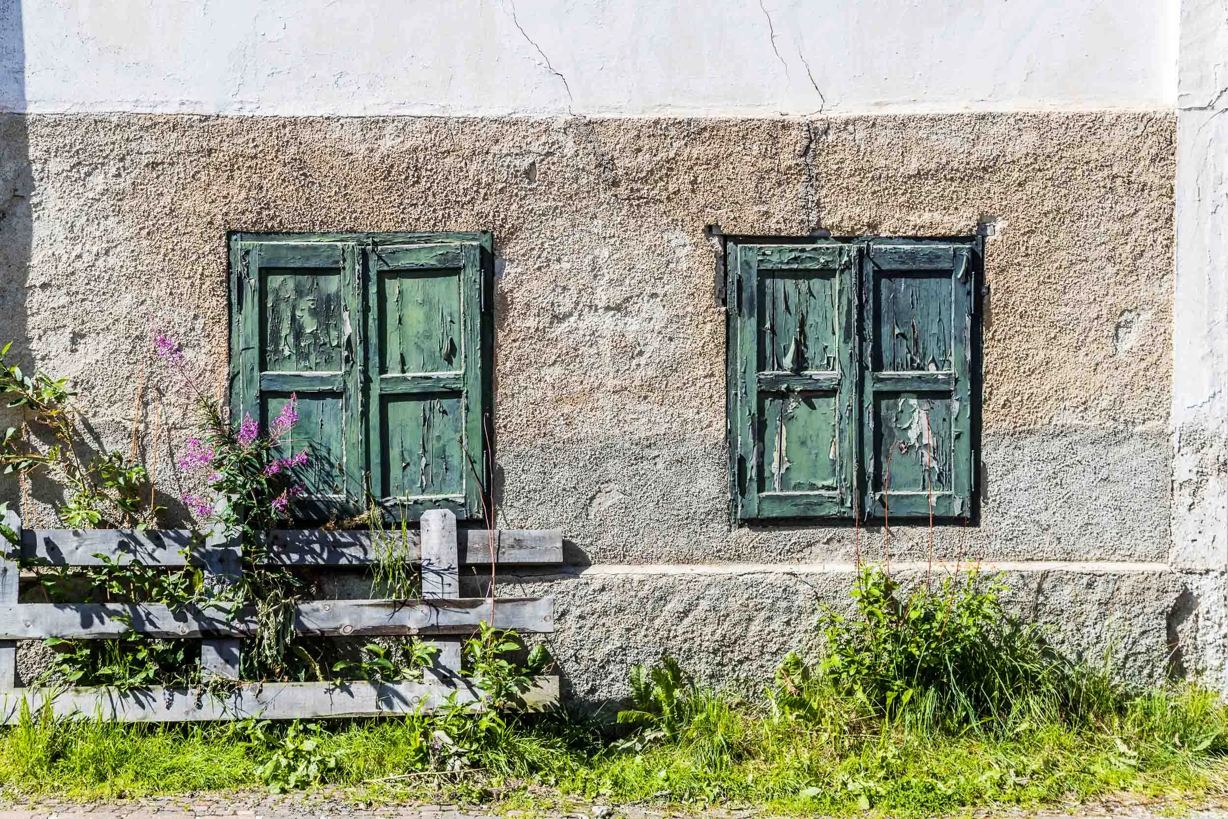 "Wolkenstein Shutters", Dolomites