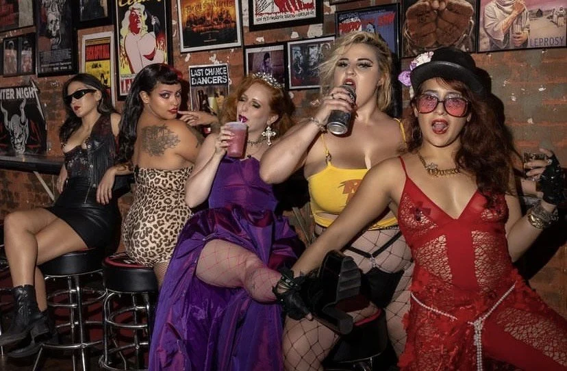 Last Chance Dancers : Worth It