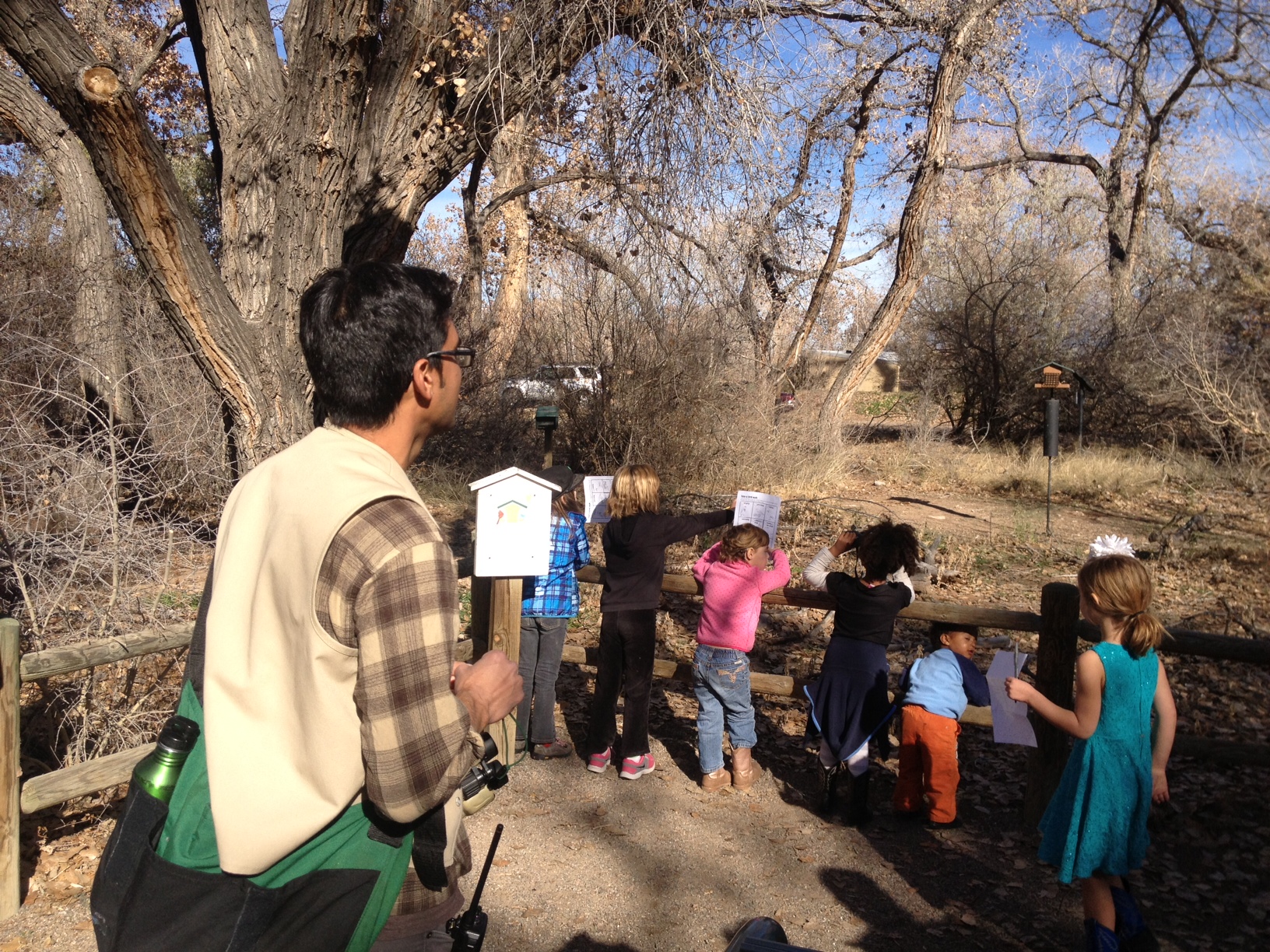 BOSQUITOS:  Bosque Treasure Hunt