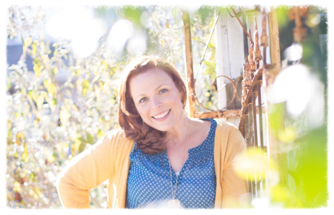 Meet our latest spotlight artist: Sarah Martin .
