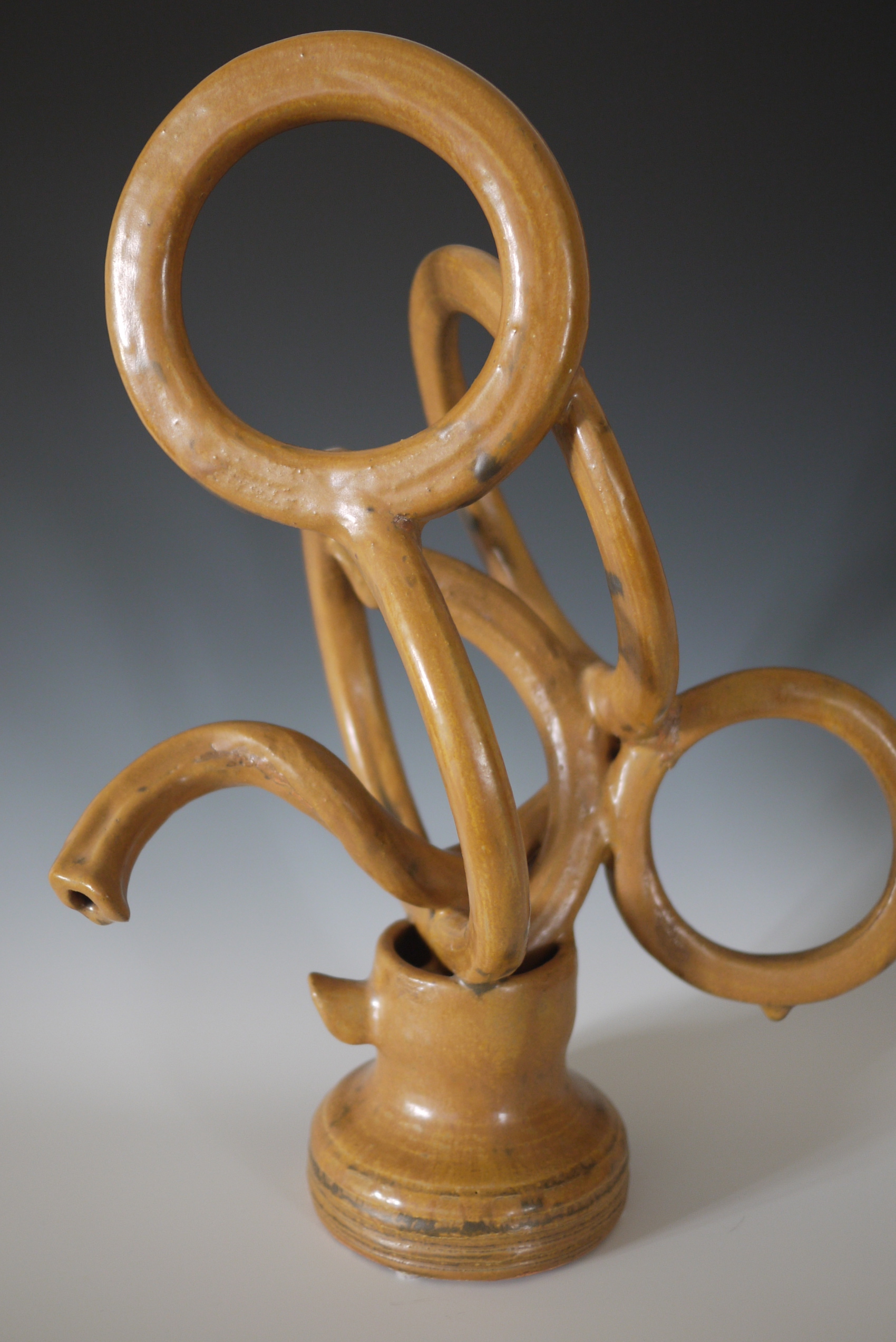 "Circle Teapot (Brown)"