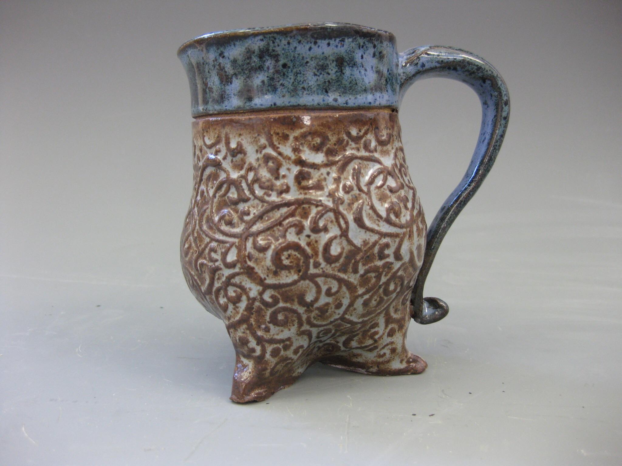 Trifooted Coffee Cup