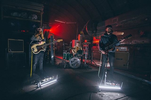 Something a little different than knee high waves and longboards...but just as rad. 
A few weeks ago I had the opportunity to shoot @waximperials when they were filming a new music video. Very dynamic lighting environment that took a while to figure 
