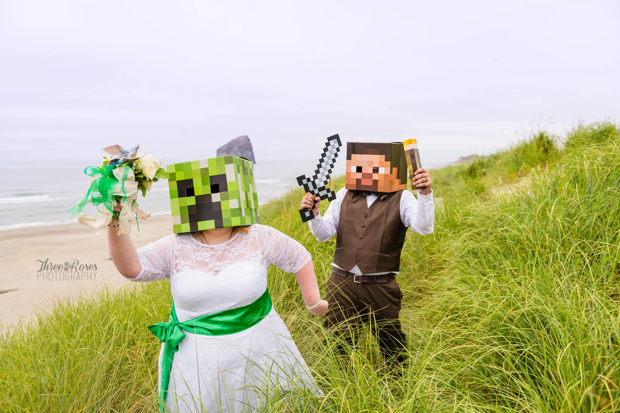 Gelflings Unite | Pacific City, Oregon Wedding