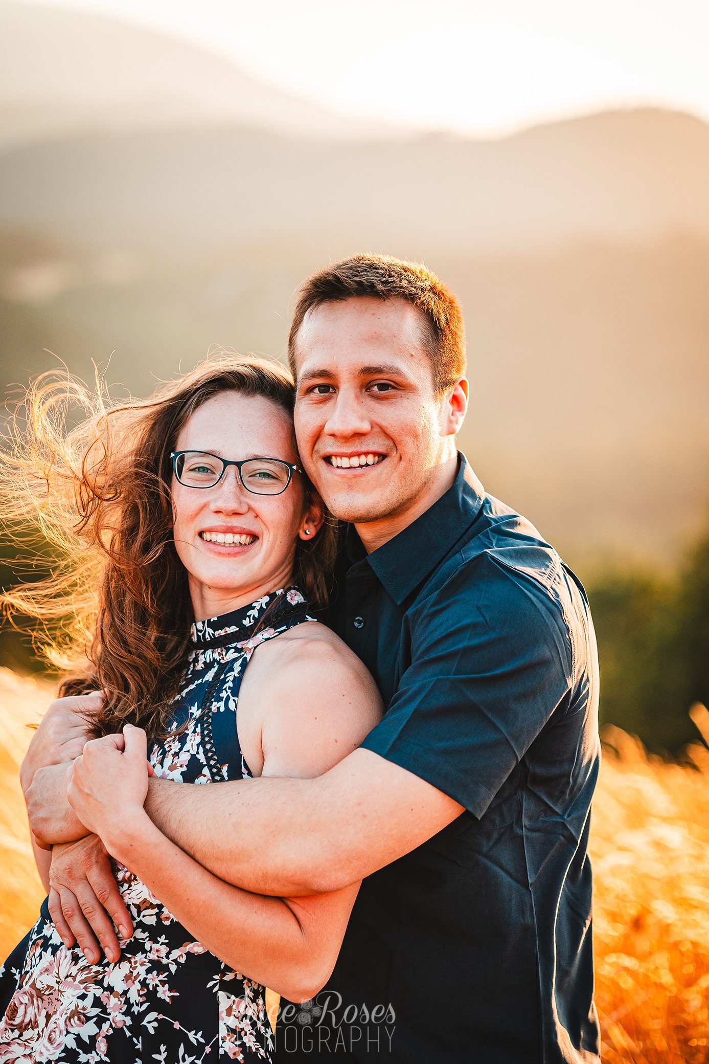  engagement session corvallis oregon fitton green photography photographer golden hour sunset engagement photo session  