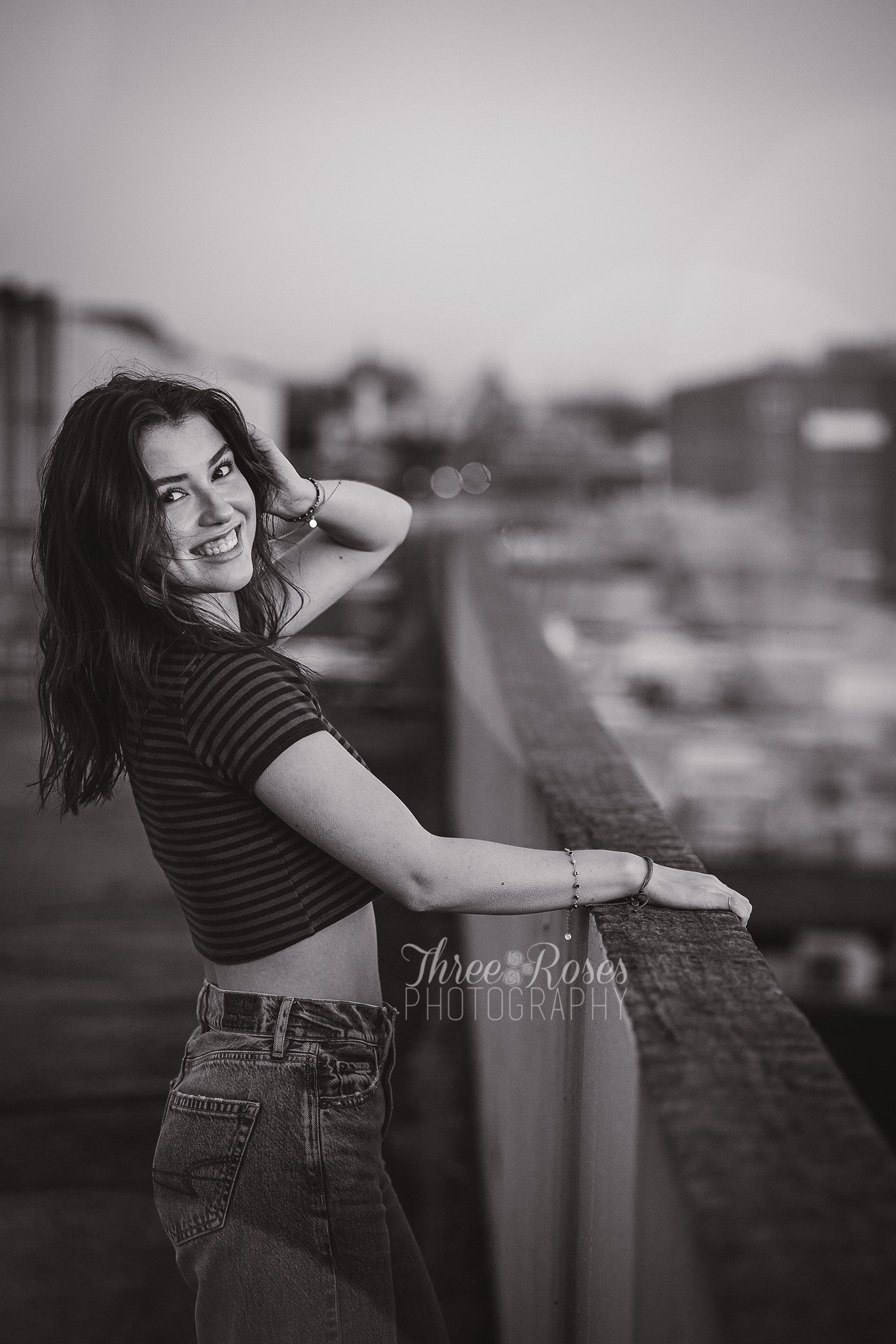  senior session downtown urban salem oregon senior photographer 