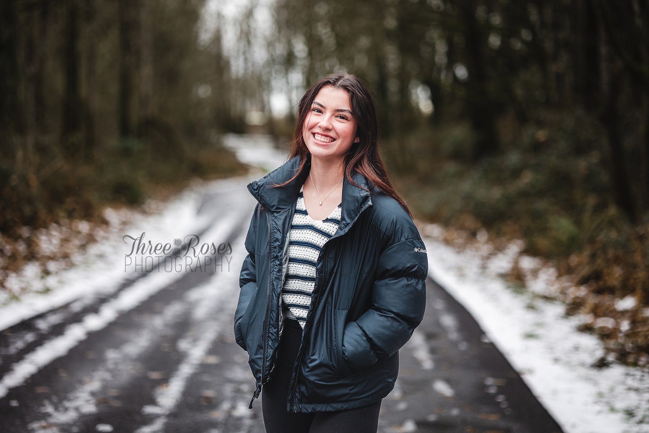  salem oregon senior photographer winter snow  