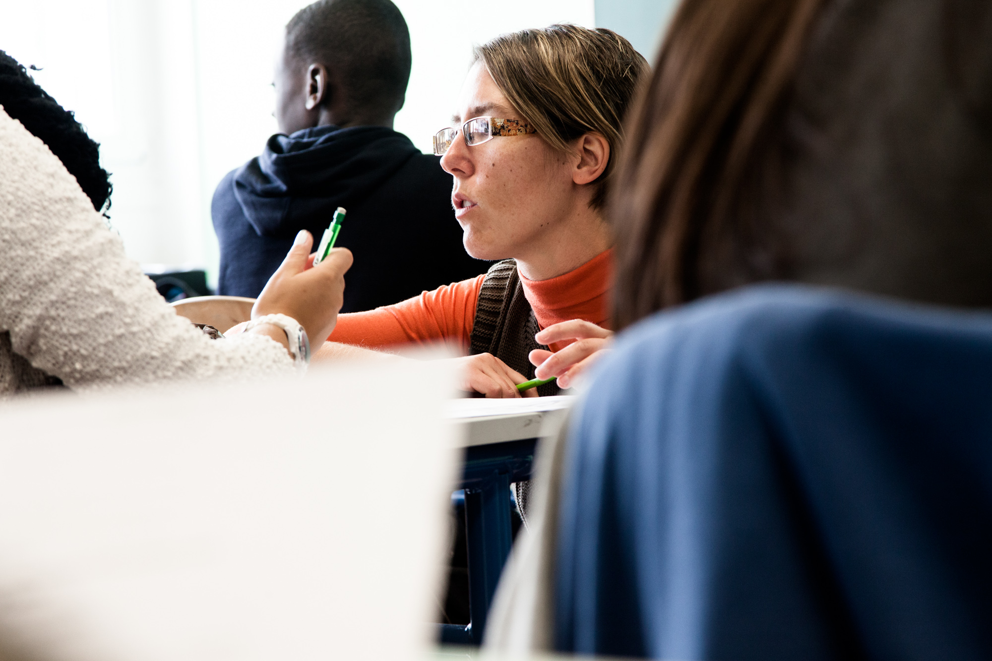  Vanessa Perello, professeur de Français, est l'une des deux professeurs principaux de la classe.&nbsp;Elle partage la fonction avec sa collègue d’anglais, Cathelyne Pinte. Dans les collèges ÉCLAIR, chaque classe est ainsi encadrée par deux enseignan