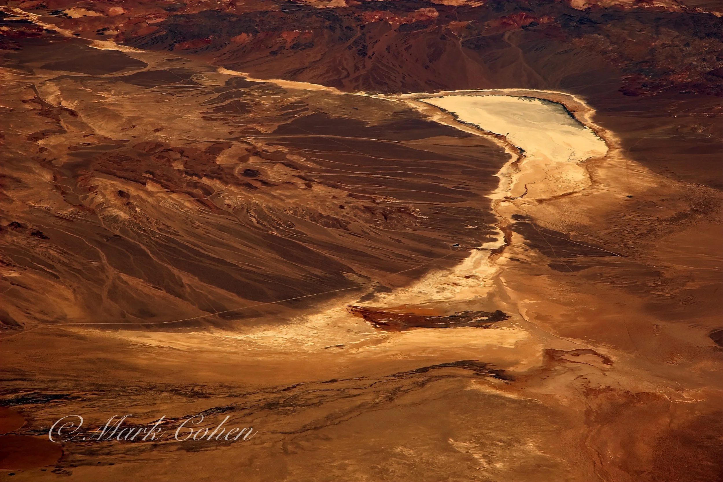 Dry lake, eastern California.jpg