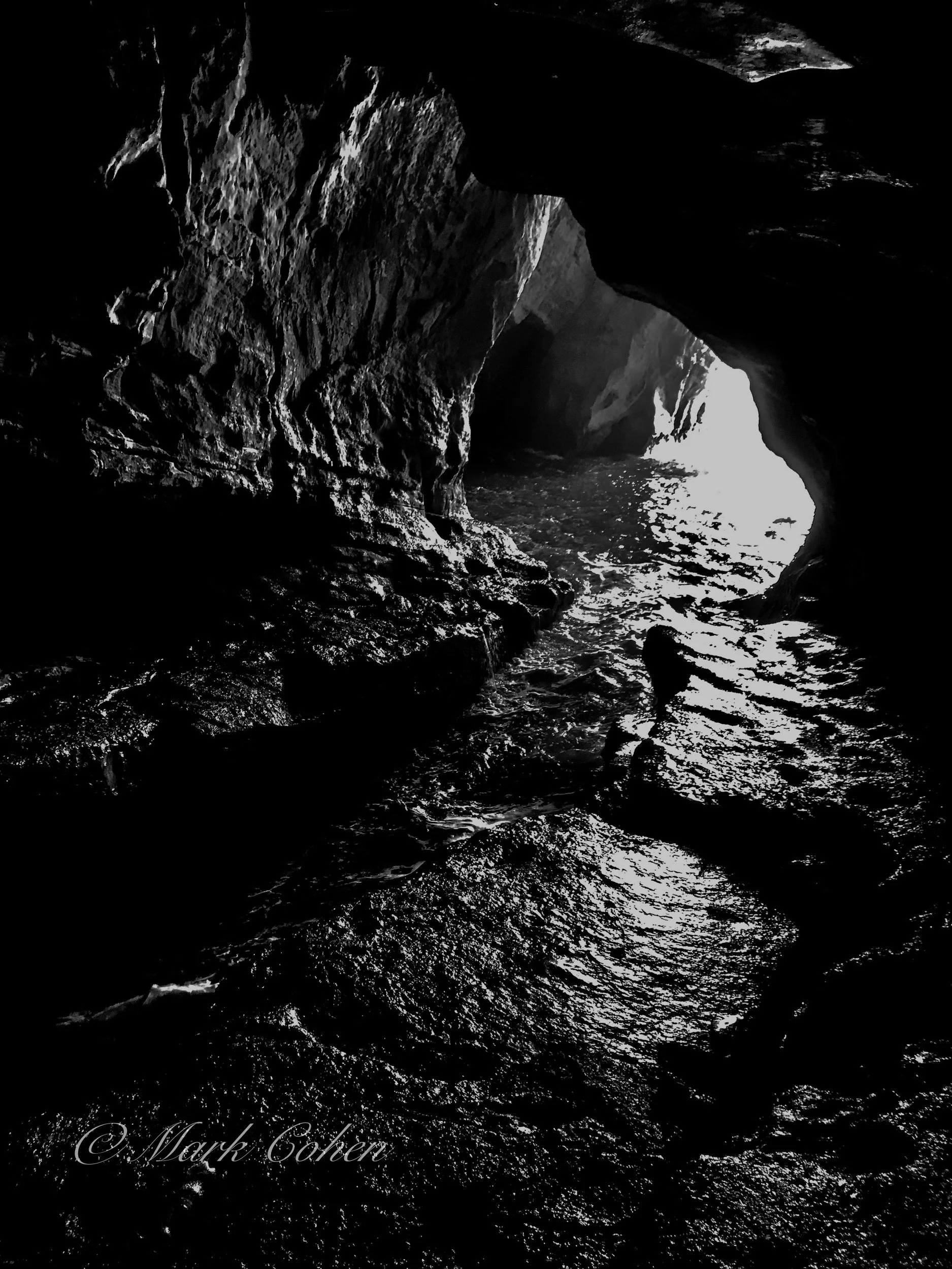 Sea Cave, Rosh Hankra.jpg