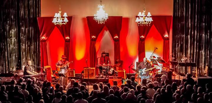 LosBlancose-LastWaltz2.jpg