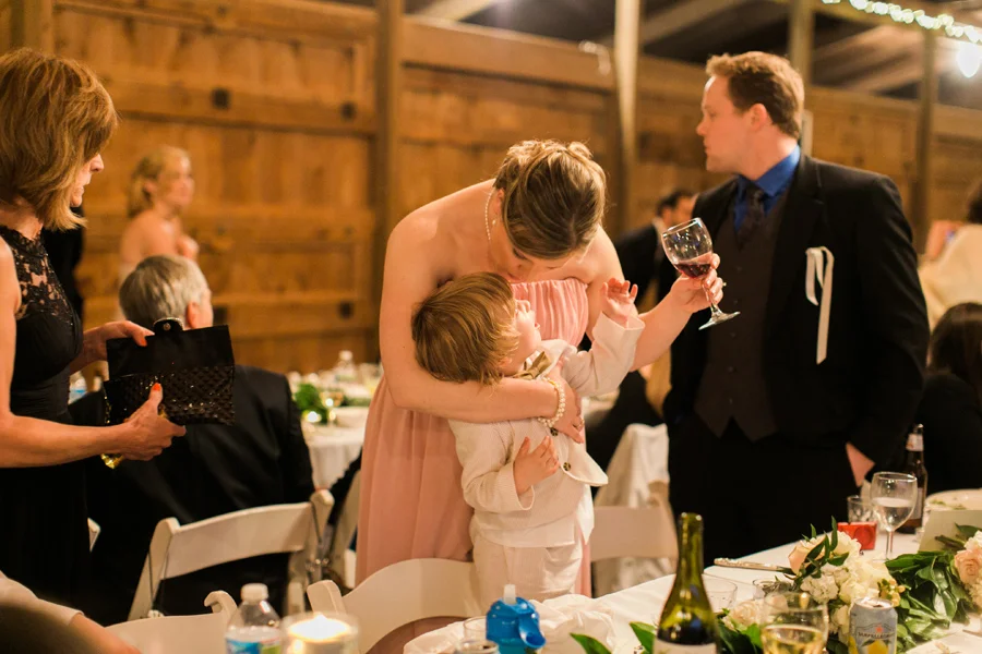 045-reception-at-a-farm-in-leesburg-virginia.jpg