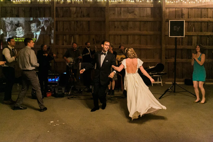 054-reception-at-a-farm-in-leesburg-virginia.jpg