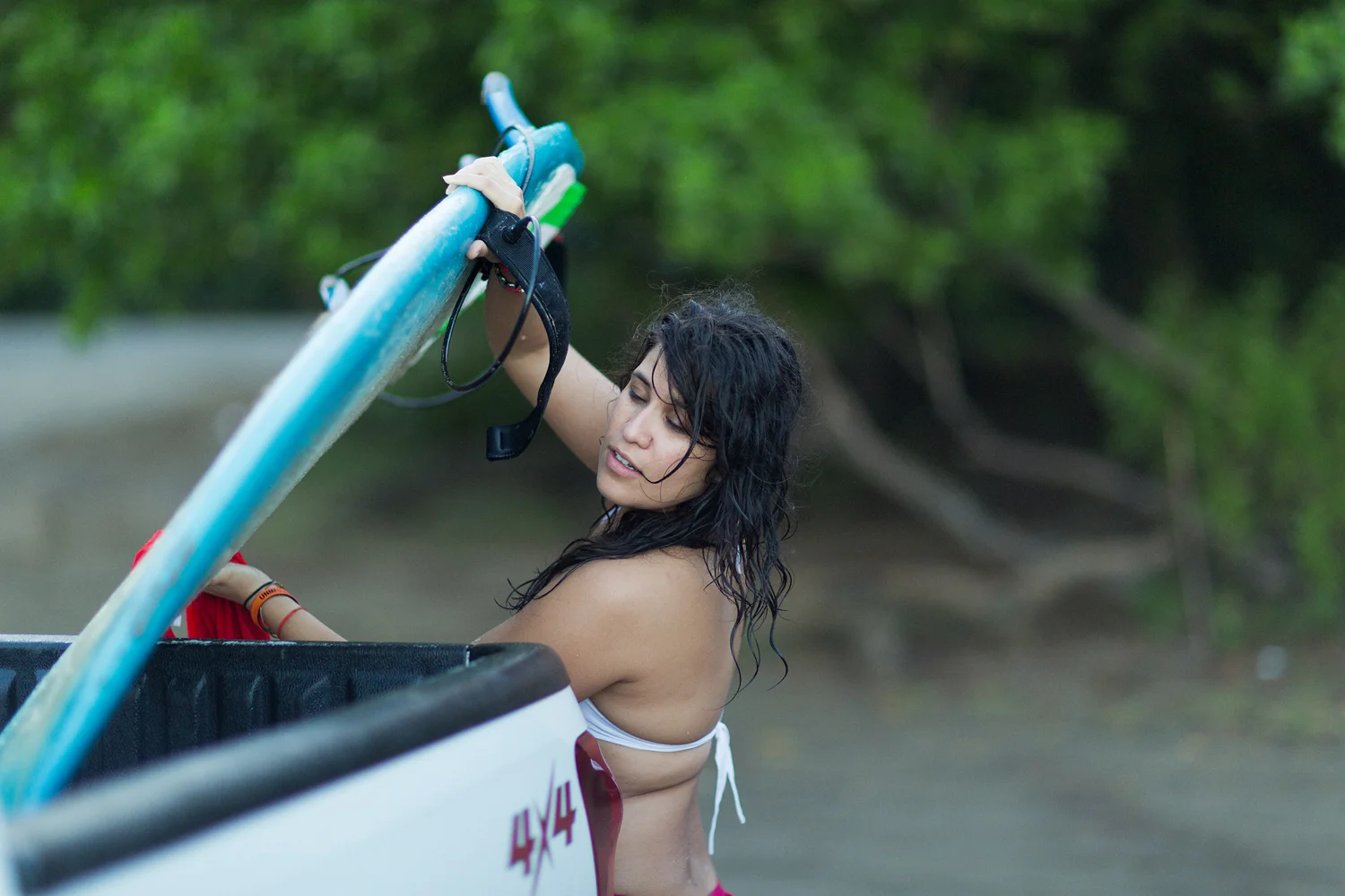 433-surfing-in-tamarindo-costa-rica.jpg