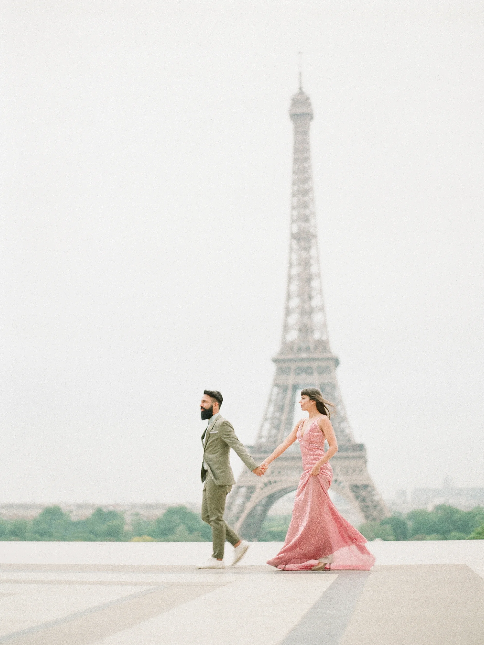 Engagement session Paris on film