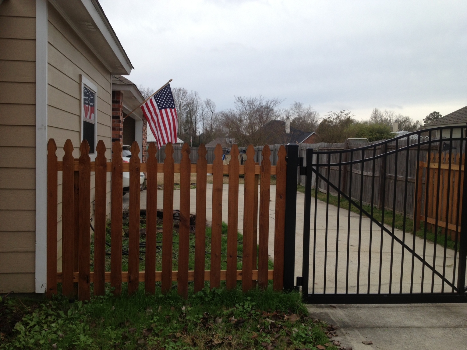 Fence staining (after) - Prairieville, La