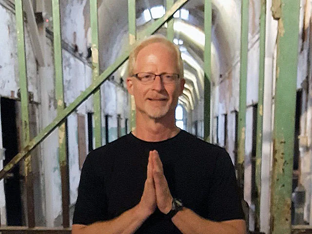 Mike Huggins - “Yoga Service: No Money No Mission”