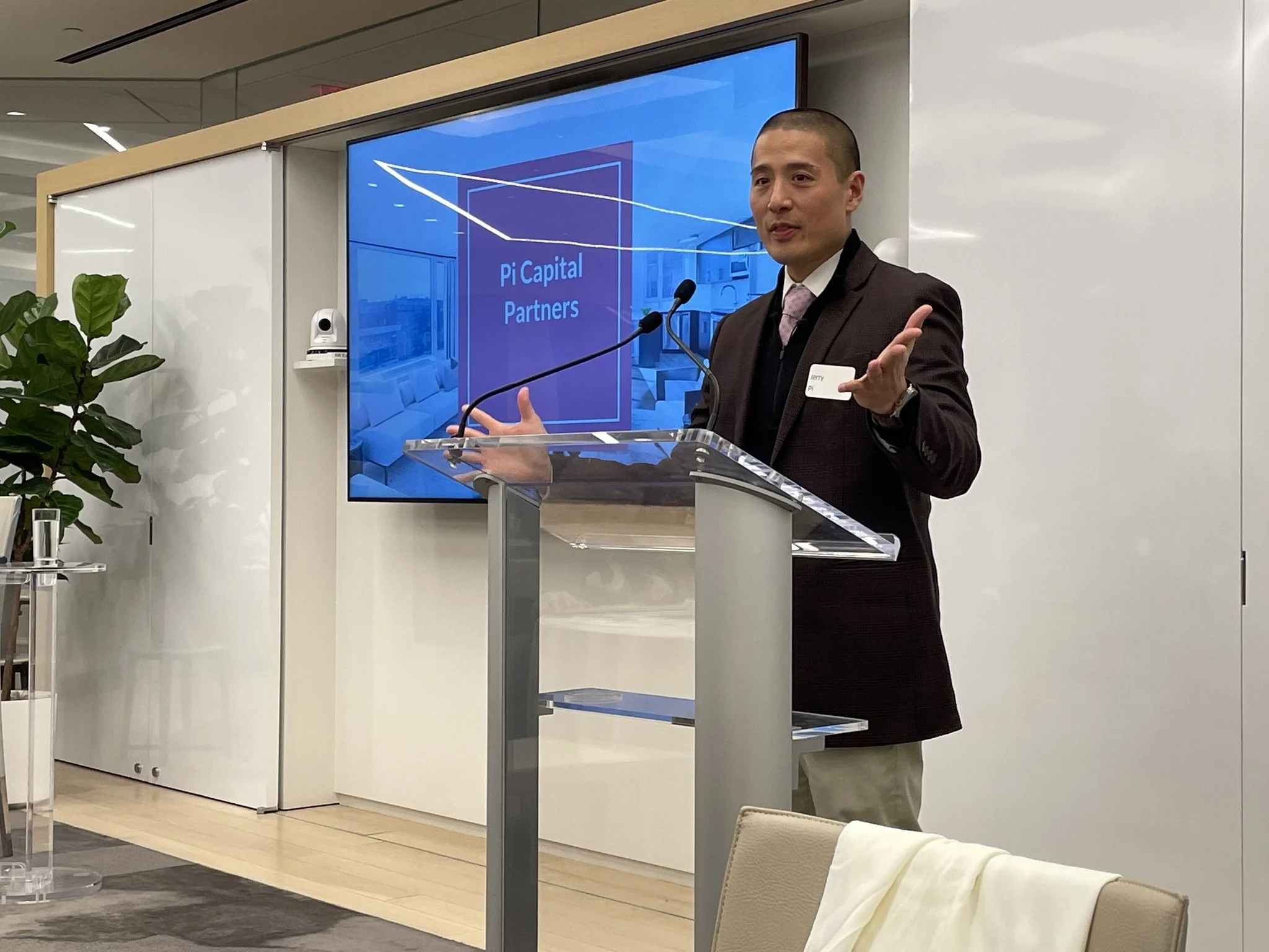 The Asian Real Estate Professional Association (AREPA) hosted its 14th Distinguished Speaker Event on Wednesday Nov 29th, 2023 with Real Estate Developer Jerry Pi at J.P. Morgan Private Bank