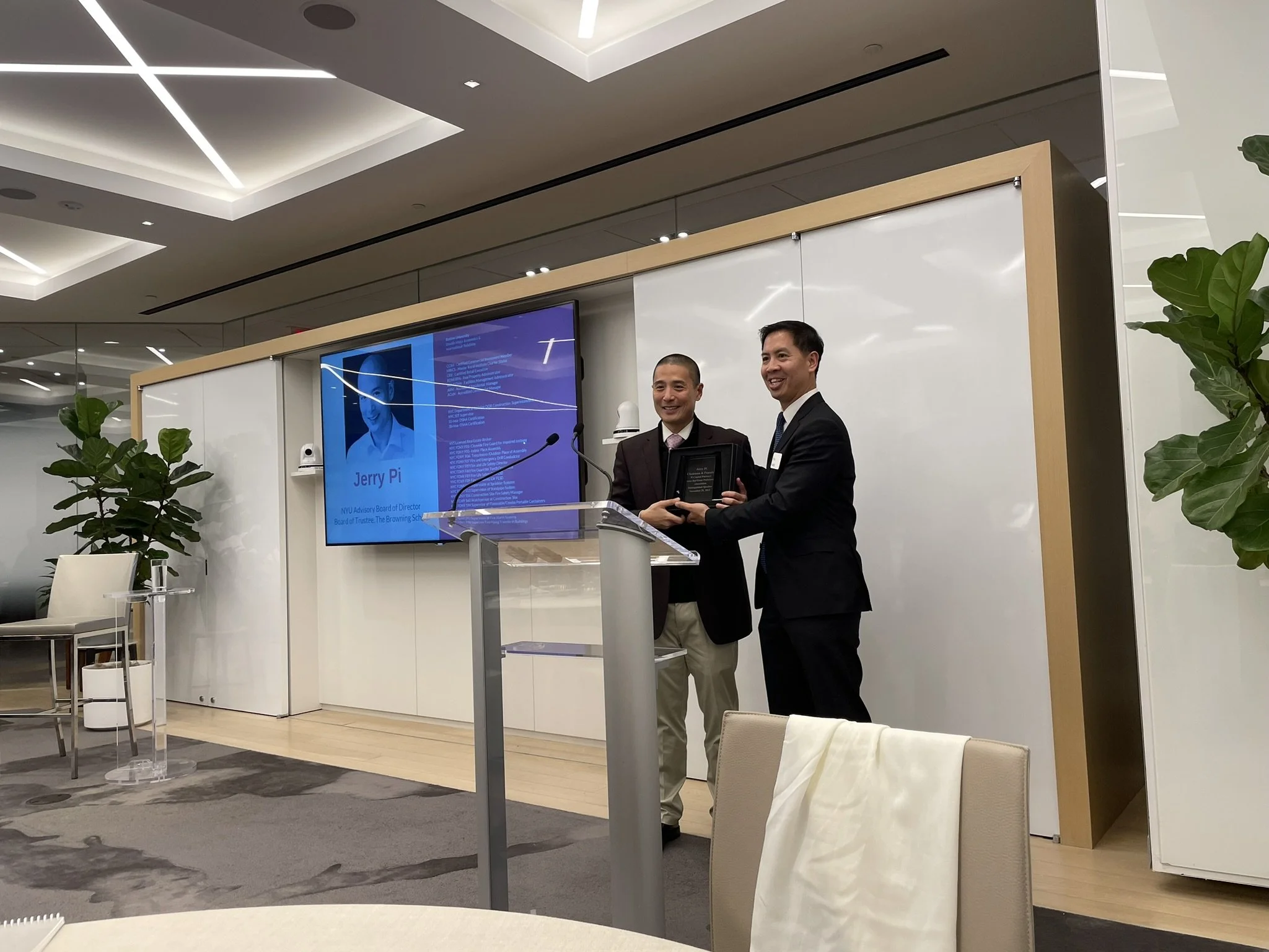 The Asian Real Estate Professional Association (AREPA) hosted its 14th Distinguished Speaker Event on Wednesday Nov 29th, 2023 with Real Estate Developer Jerry Pi at J.P. Morgan Private Ban