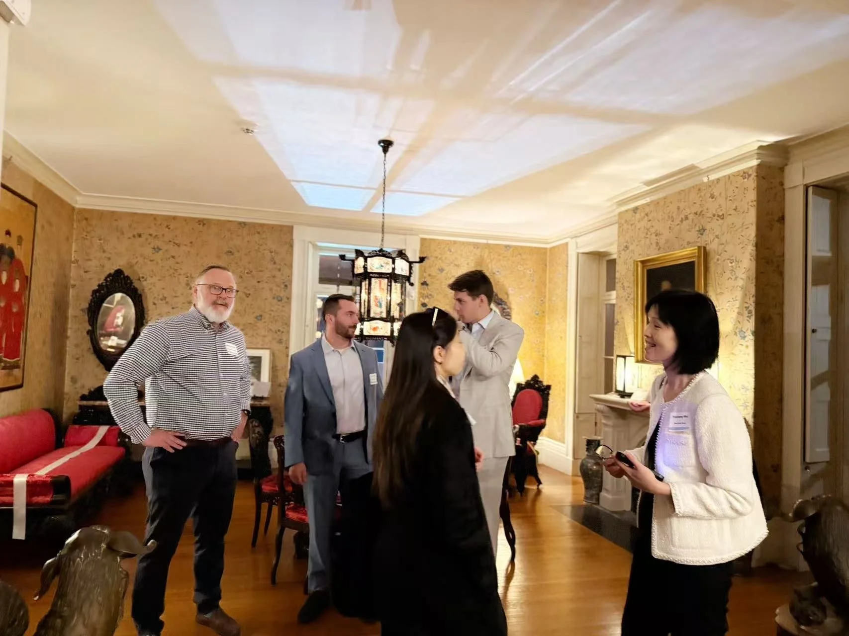 Boston, MA The Asian Real Estate Professional Association (AREPA) hosted the SOLD-OUT The Forbes House Museum Tour and Real Estate Networking Event on Wednesday, September 10th, 2025 at The Forbes House Museum located at 215 Adams Street, Milton, MA