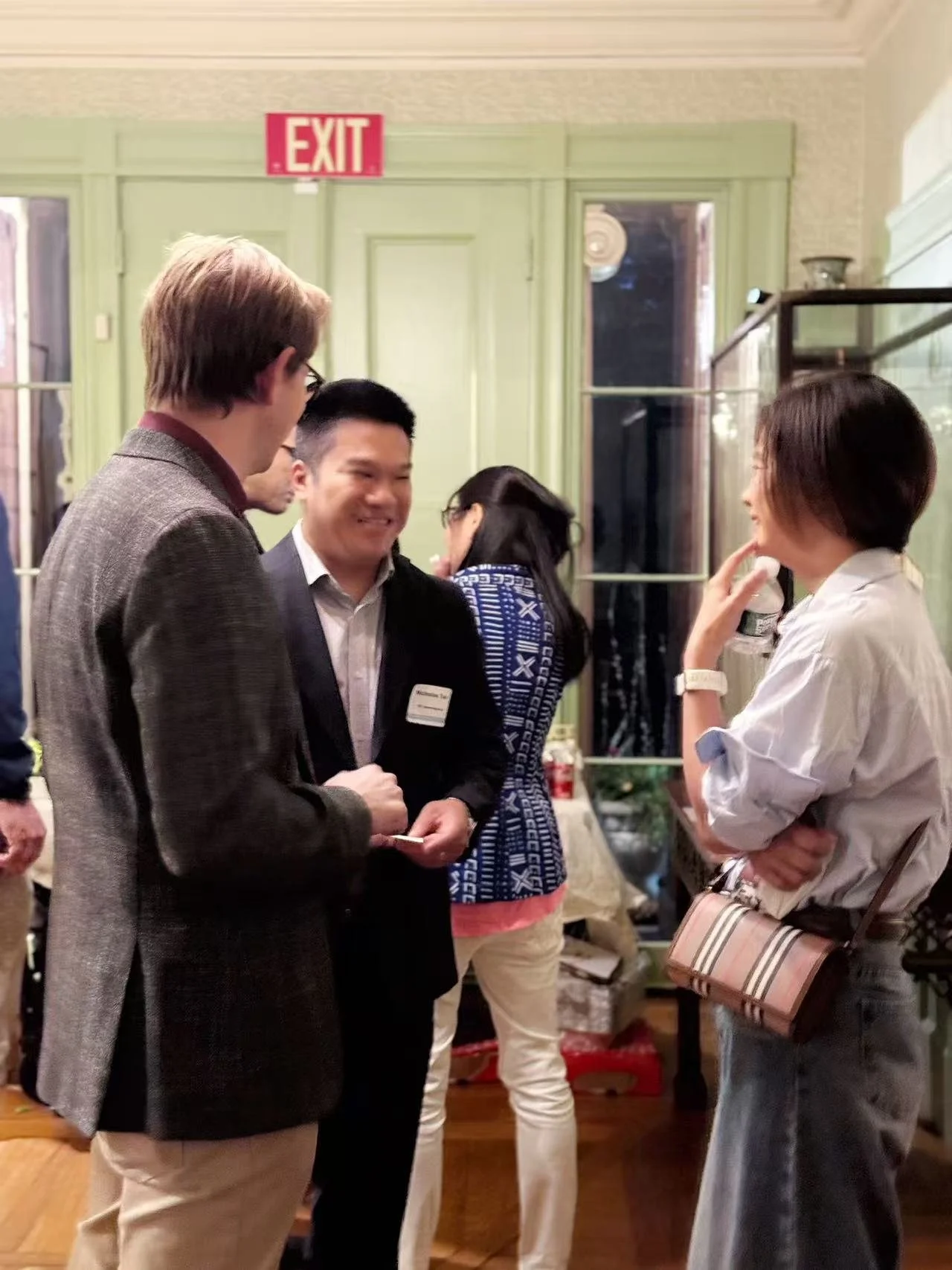 Boston, MA The Asian Real Estate Professional Association (AREPA) hosted the SOLD-OUT The Forbes House Museum Tour and Real Estate Networking Event on Wednesday, September 10th, 2025 at The Forbes House Museum located at 215 Adams Street, Milton, MA