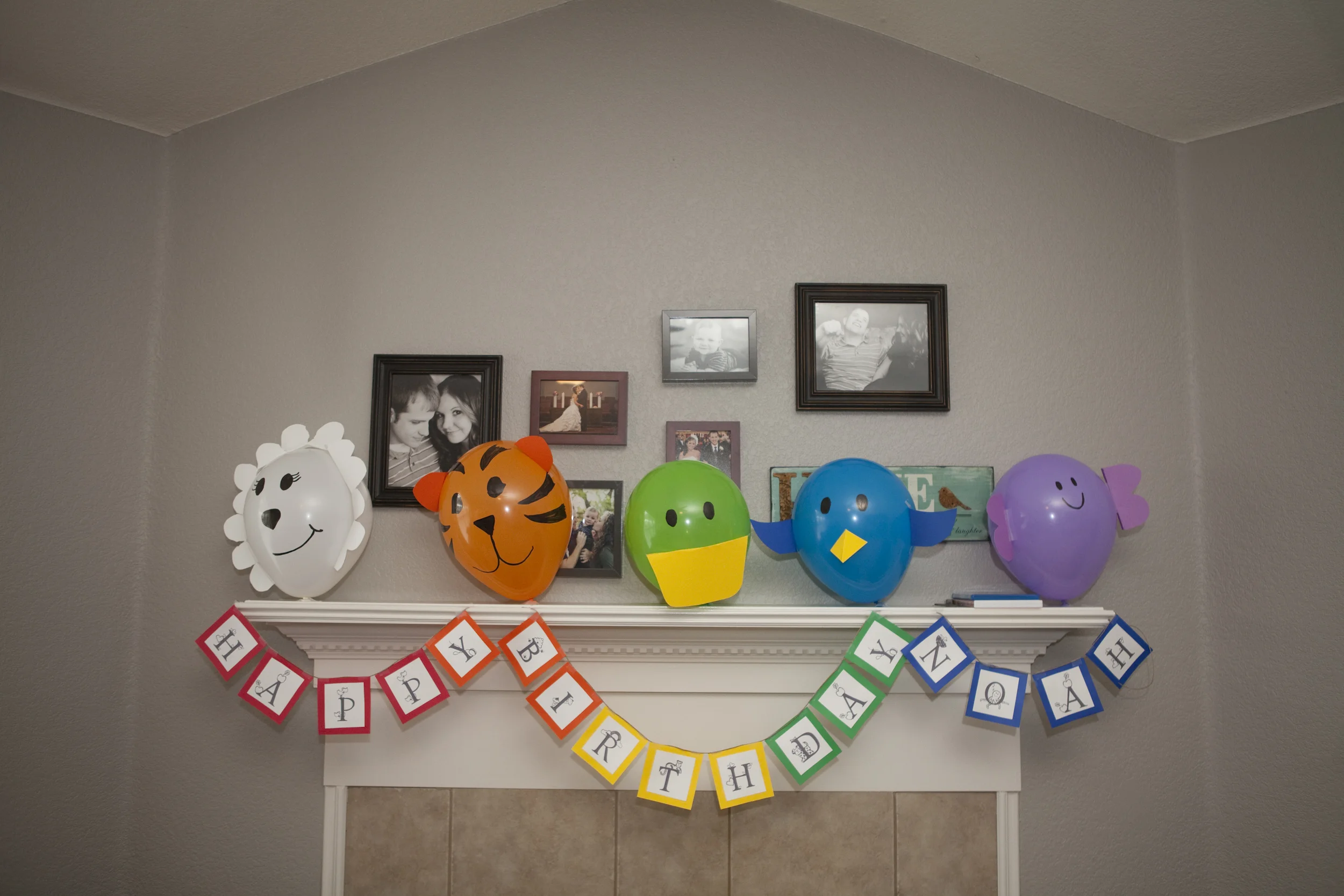 Main sign, animal balloons