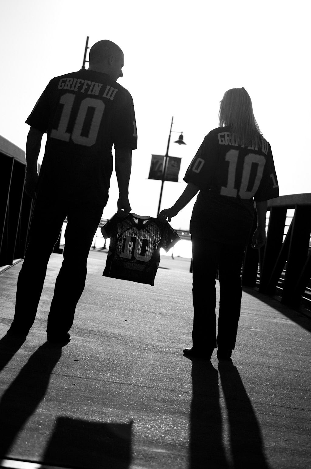 Throwback to their maternity session!