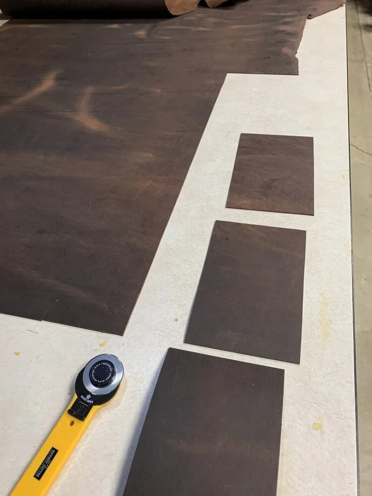 Shaving brush, shaving brush roll, leather, Captain's Choice, shaving gear