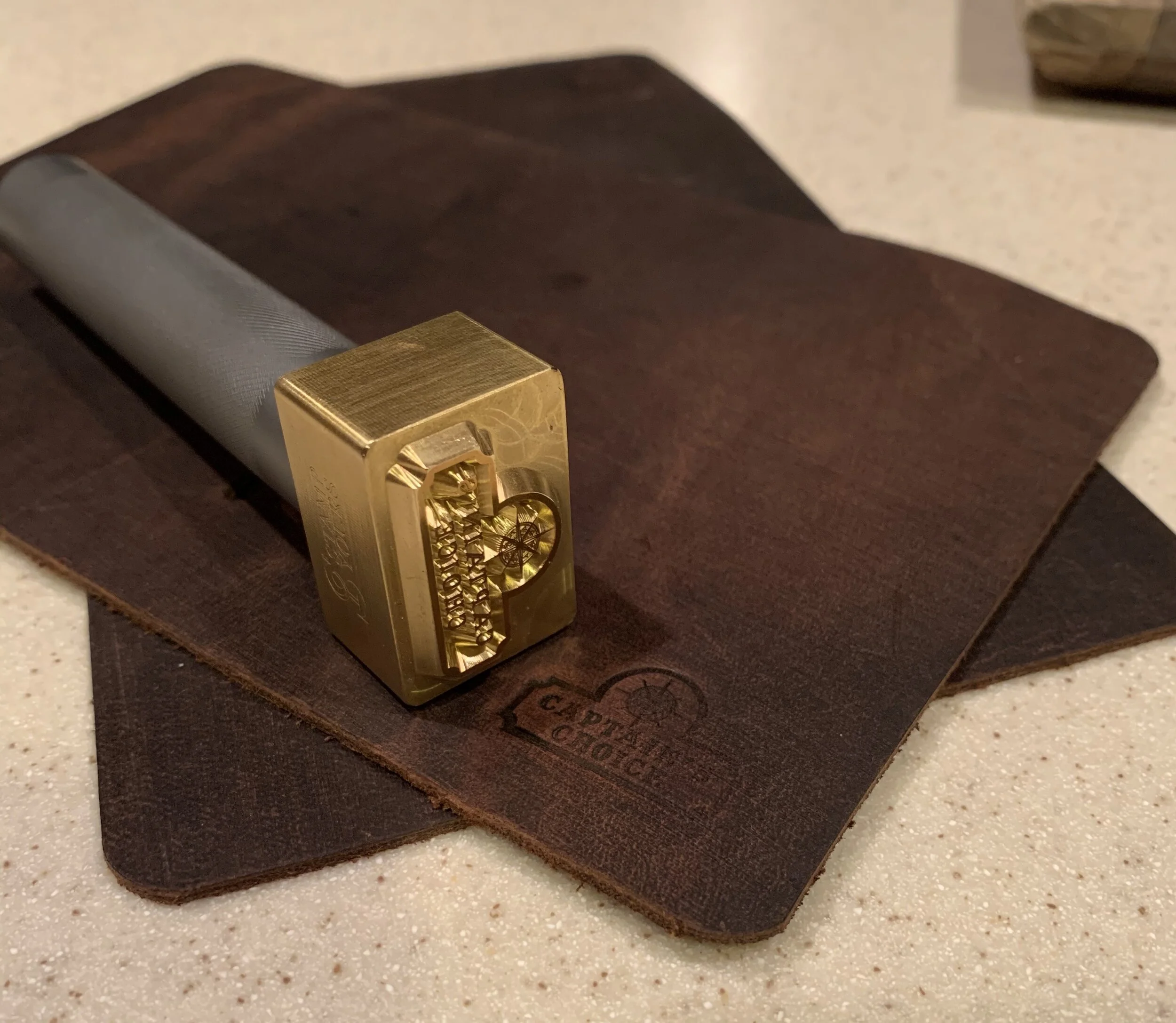 Shaving brush, shaving brush roll, leather, Captain's Choice, shaving gear